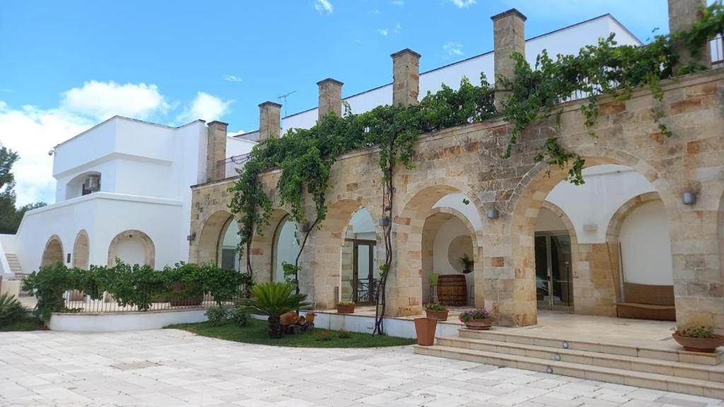 Relais Porta Del Sud Hotel Ostuni Buitenkant foto