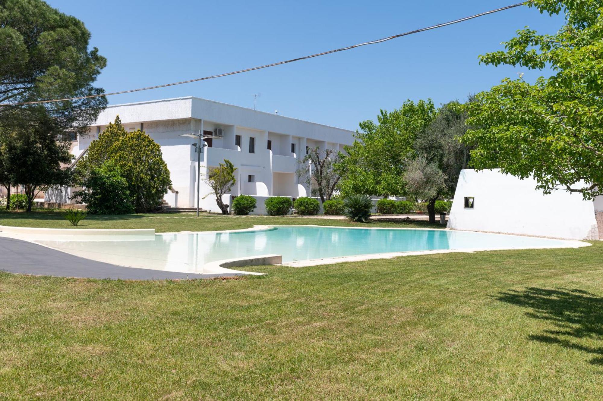 Relais Porta Del Sud Hotel Ostuni Buitenkant foto