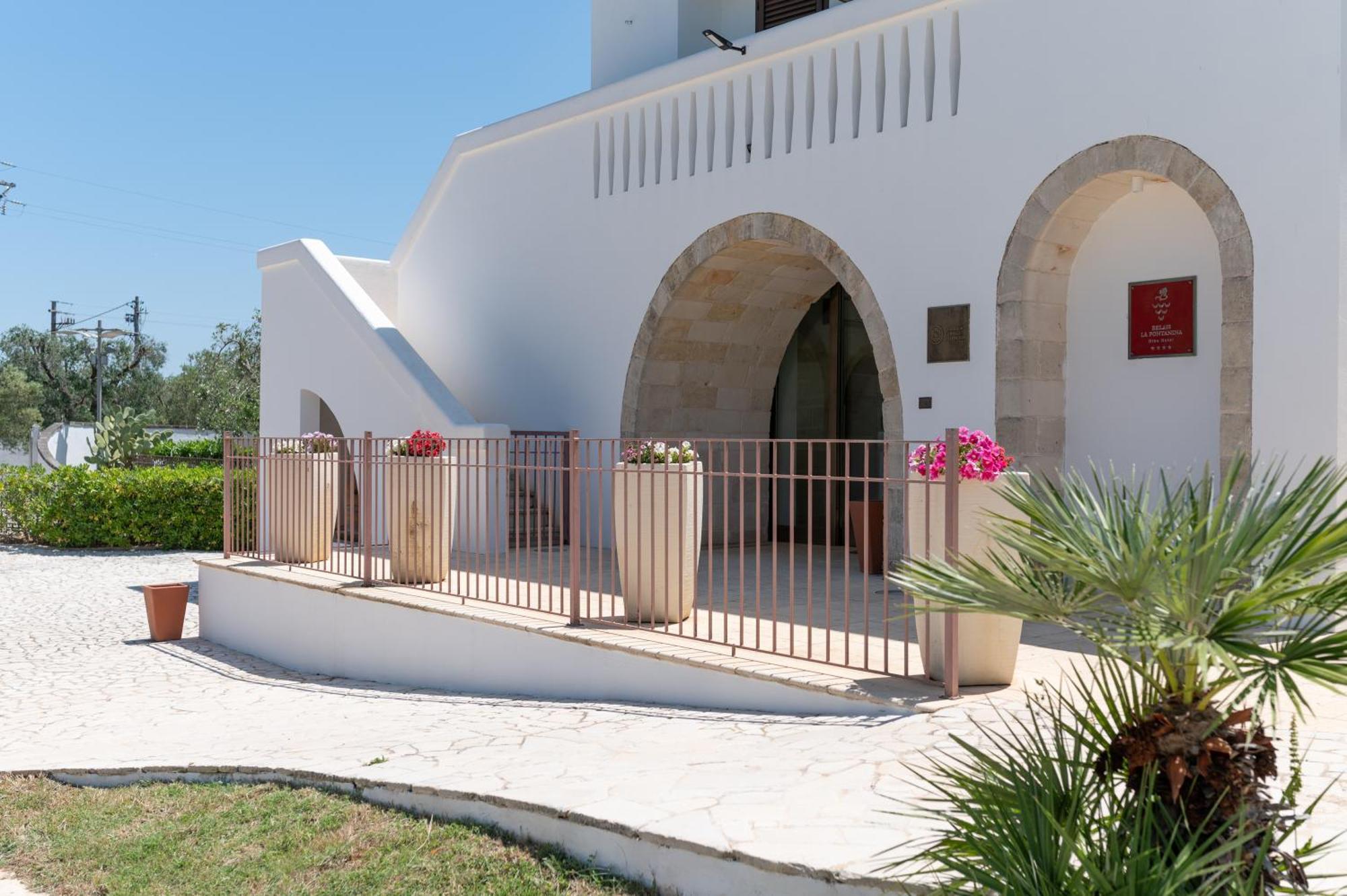 Relais Porta Del Sud Hotel Ostuni Buitenkant foto